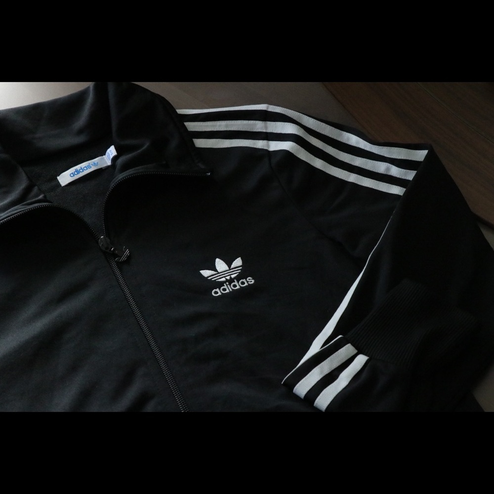 Adidas jogger sweater